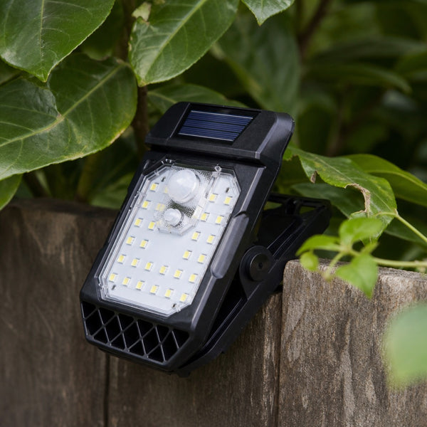 Lámpara solar con clip + Envío Gratis + Pistola de riego de REGALO